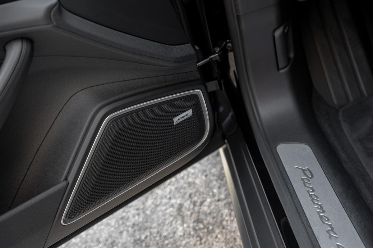 porsche-panamera-sport-turismo-2023-hibrido-a-gasolina-2894cc