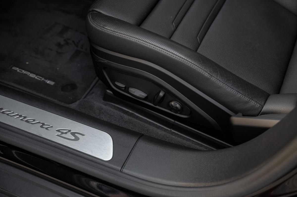 porsche-panamera-sport-turismo-2023-hibrido-a-gasolina-2894cc