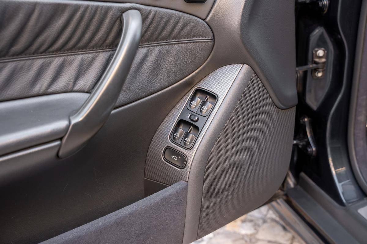 mercedes-benz-classe-c-2001-gasolina-3199cc