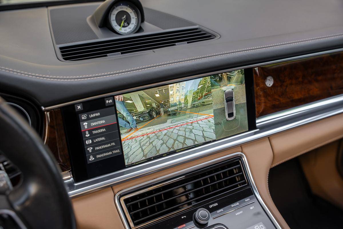 porsche-panamera-2021-hibrido-a-gasolina-2894cc