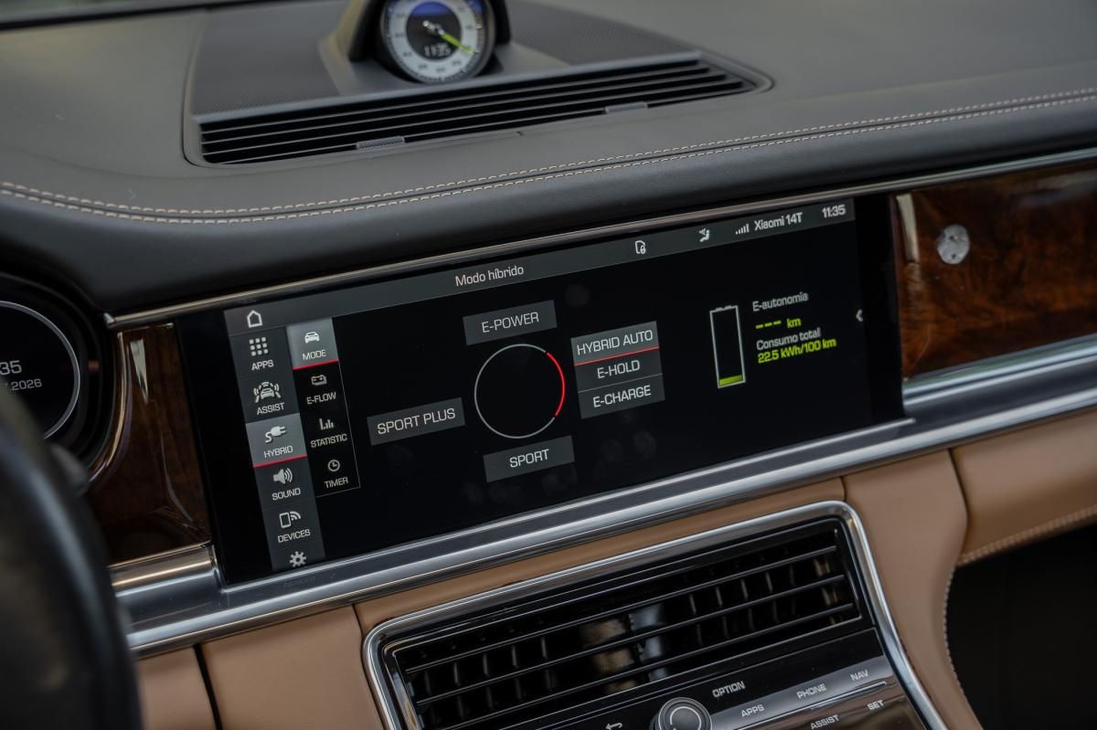 porsche-panamera-2021-hibrido-a-gasolina-2894cc