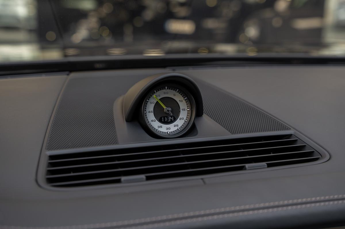 porsche-panamera-2021-hibrido-a-gasolina-2894cc