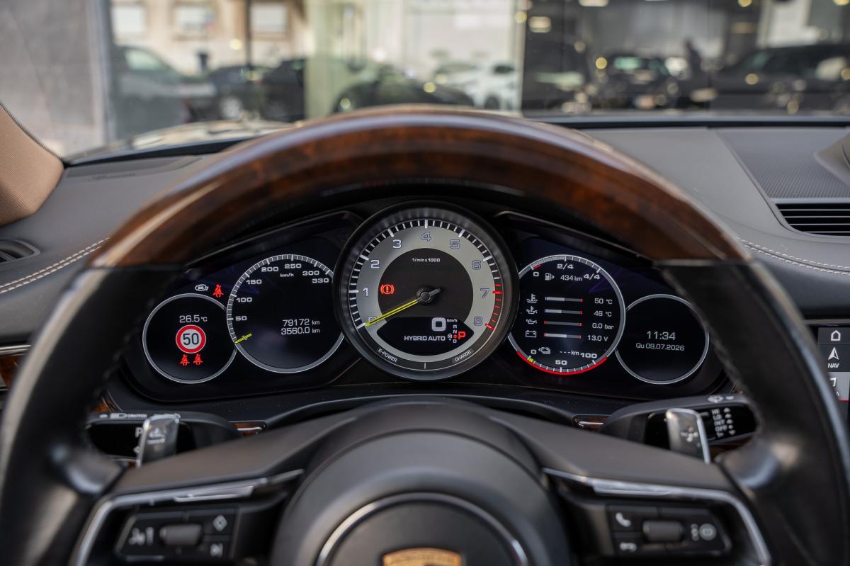 porsche-panamera-2021-hibrido-a-gasolina-2894cc