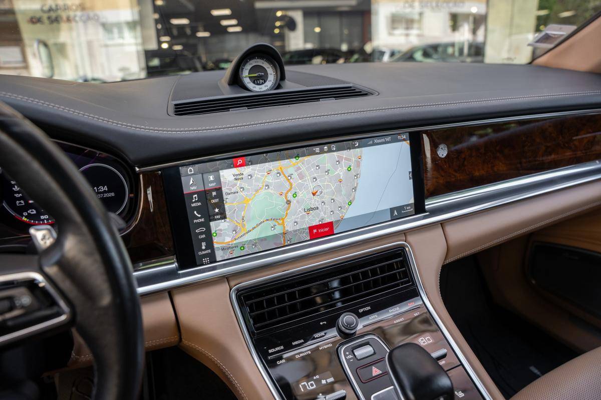 porsche-panamera-2021-hibrido-a-gasolina-2894cc
