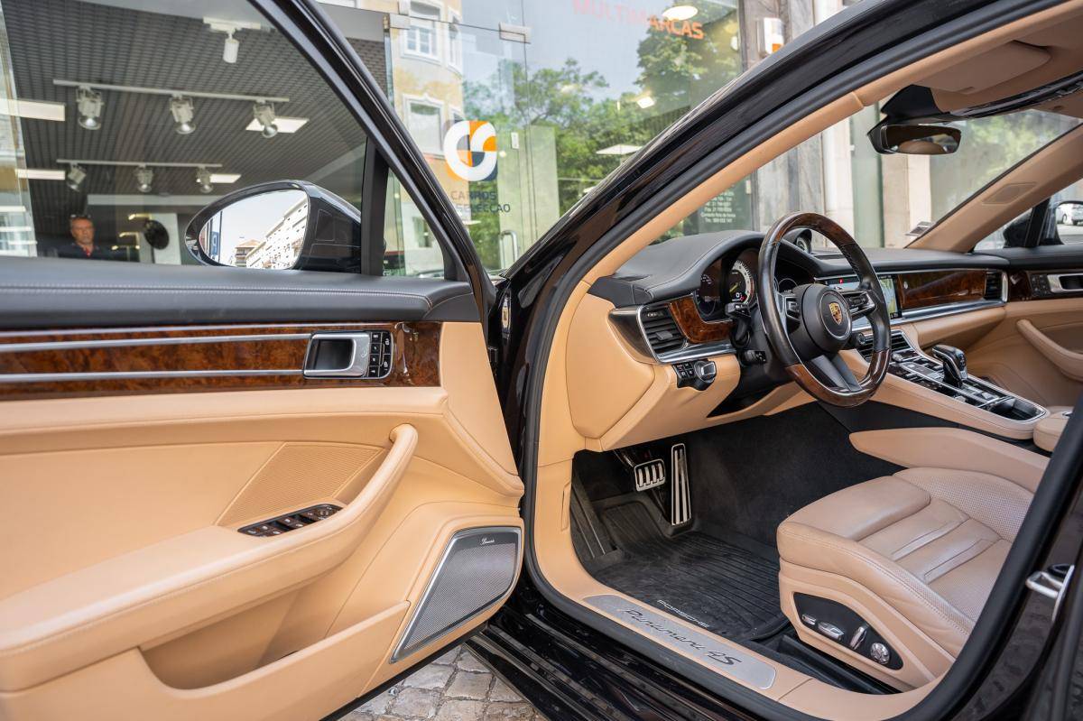 porsche-panamera-2021-hibrido-a-gasolina-2894cc