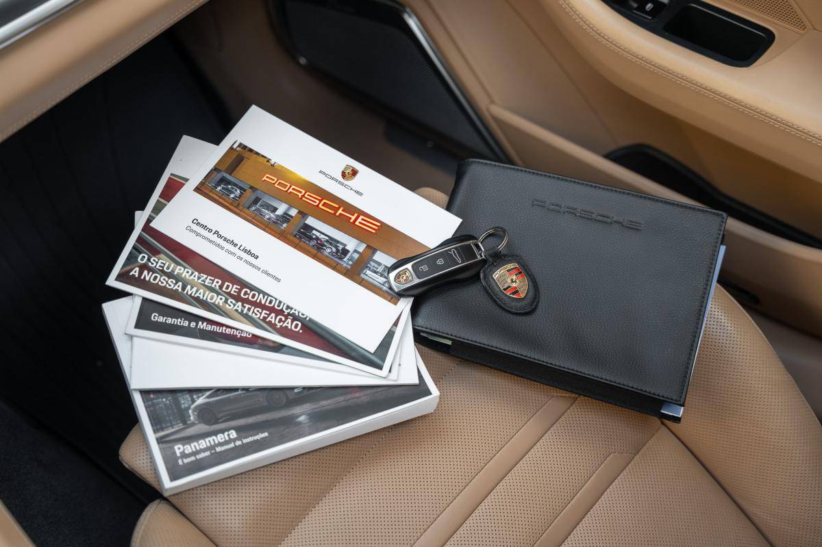 porsche-panamera-2021-hibrido-a-gasolina-2894cc