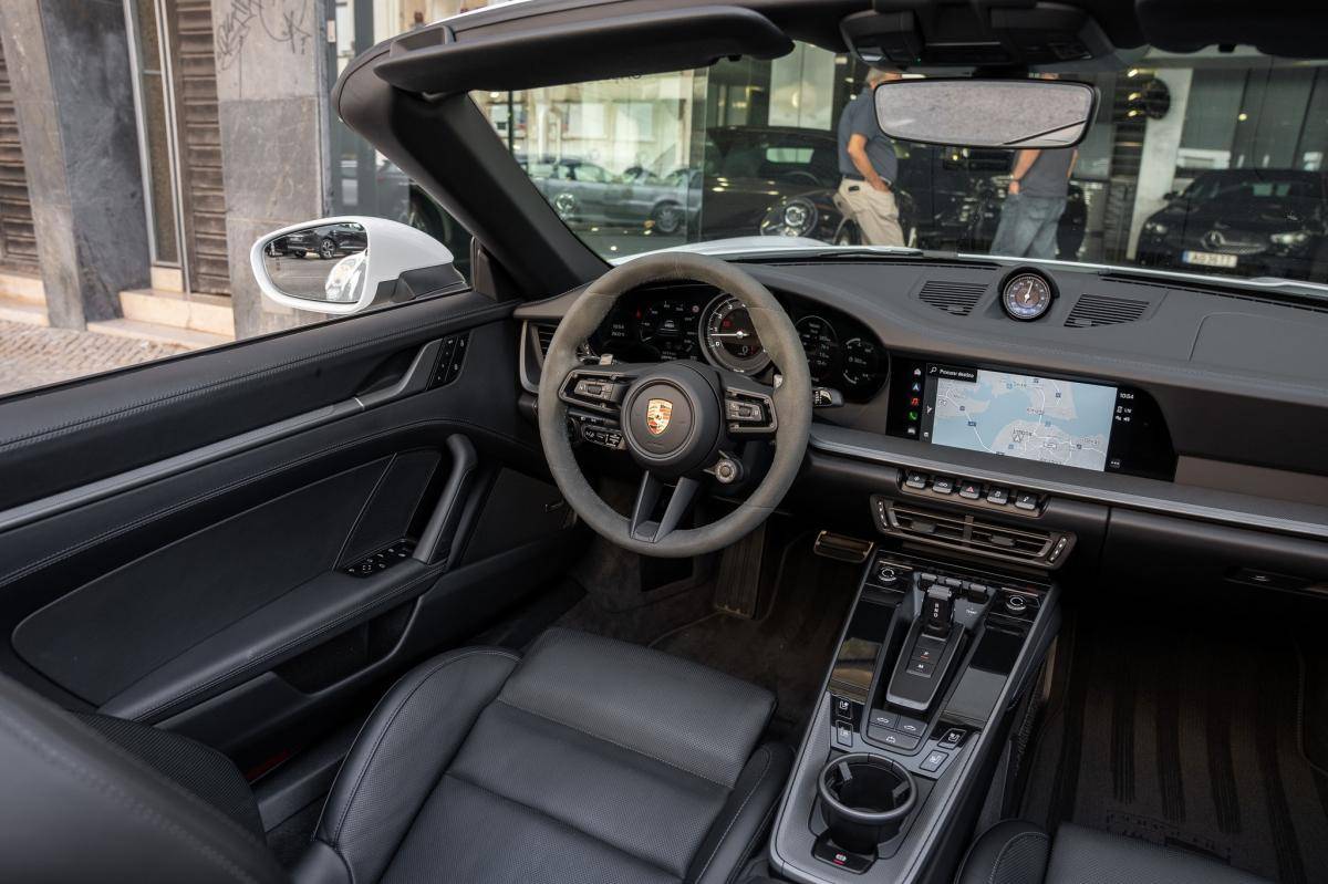 porsche-992-2024-gasolina-2981cc