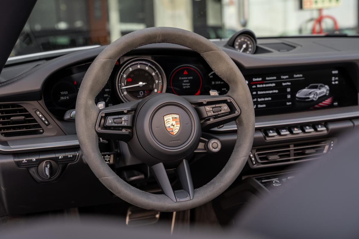 porsche-992-2024-gasolina-2981cc
