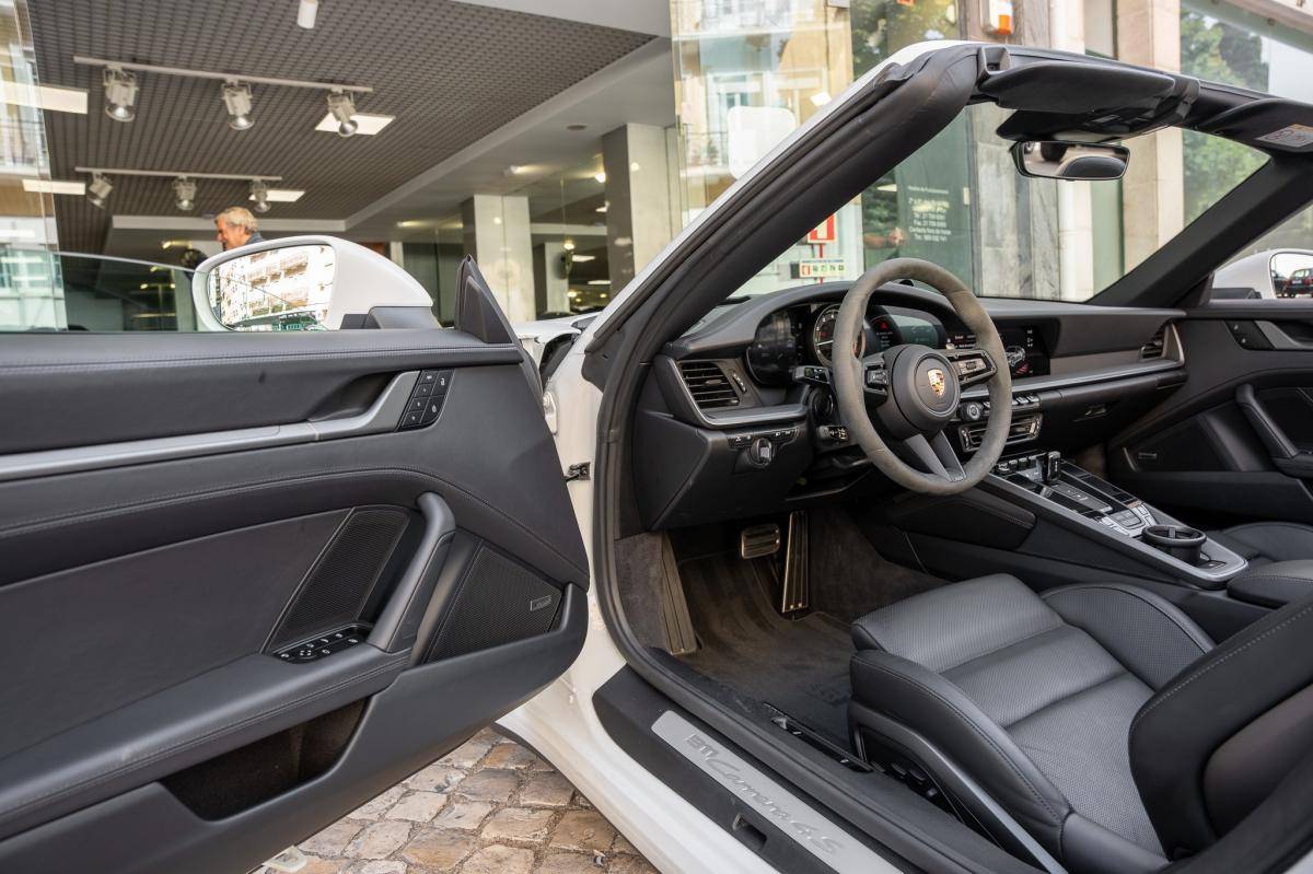 porsche-992-2024-gasolina-2981cc