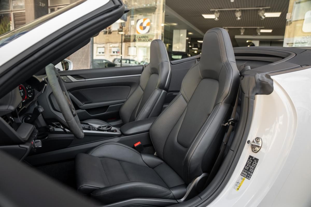 porsche-992-2024-gasolina-2981cc