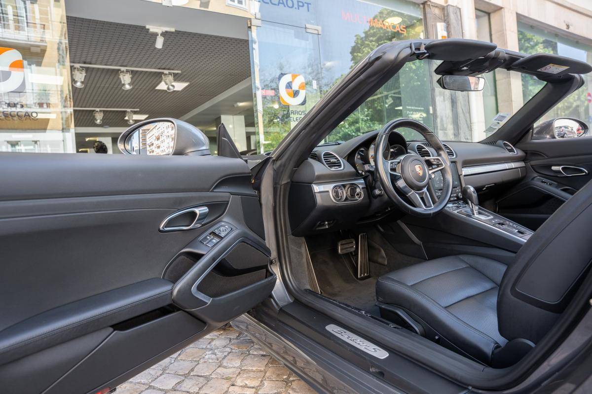 porsche-718-2016-gasolina-2497cc