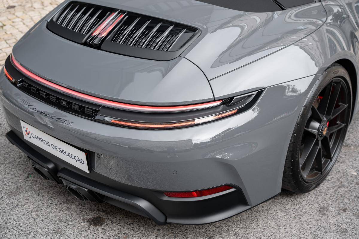 porsche-992-2025-hibrido-a-gasolina-3591cc