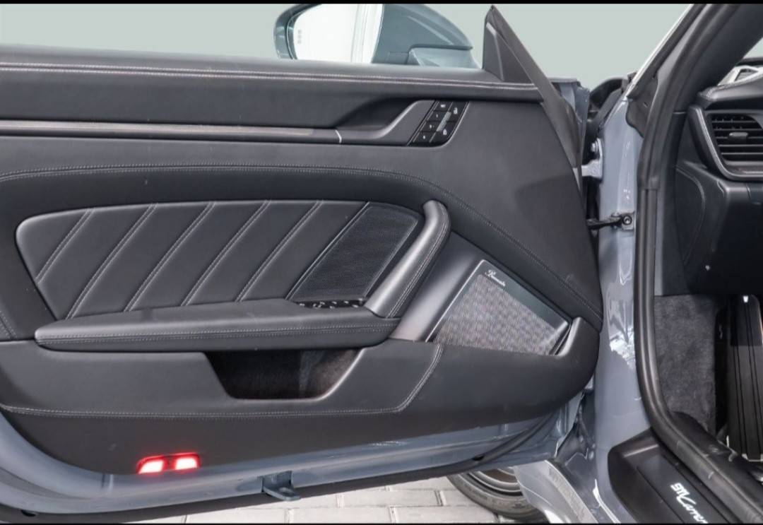 porsche-992-2025-hibrido-a-gasolina-3591cc
