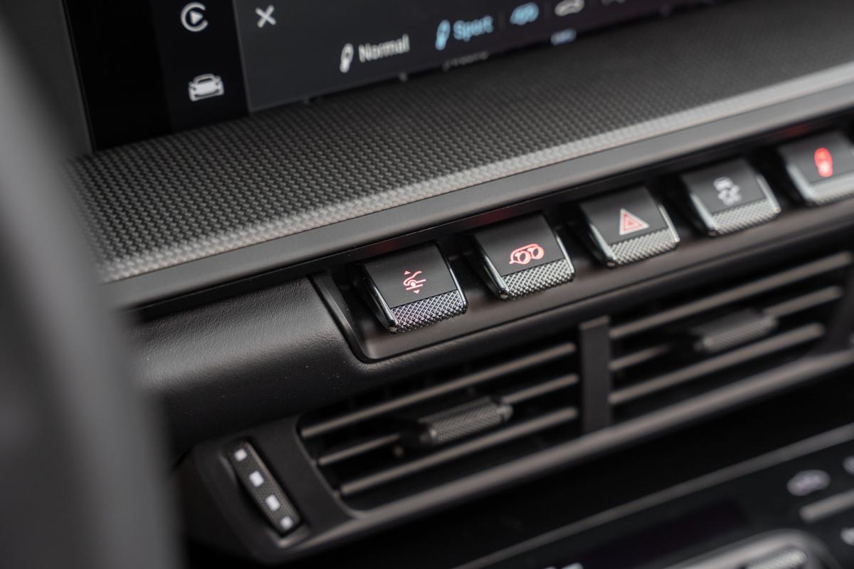 porsche-992-2025-hibrido-a-gasolina-3591cc