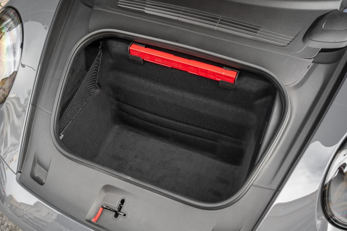 porsche-992-2025-hibrido-a-gasolina-3591cc