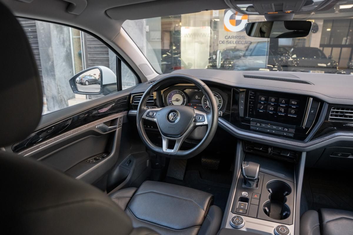 volkswagen-touareg-2021-diesel-2967cc