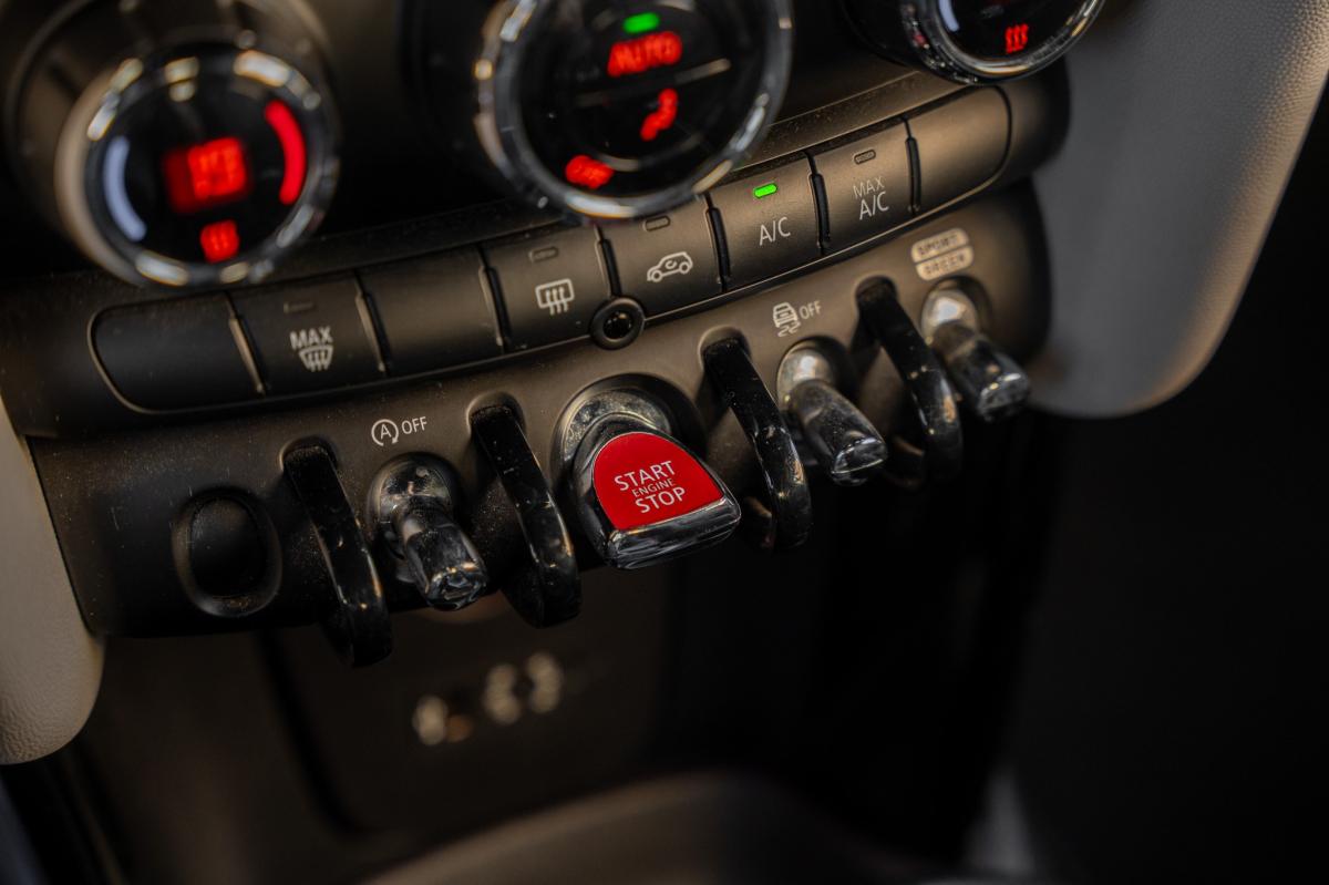 mini-cabrio-2018-gasolina-1499cc