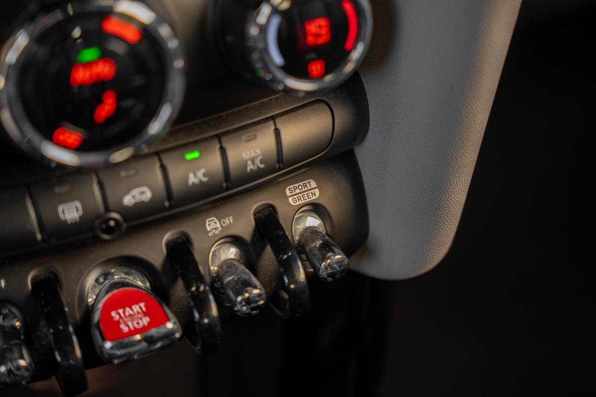mini-cabrio-2018-gasolina-1499cc