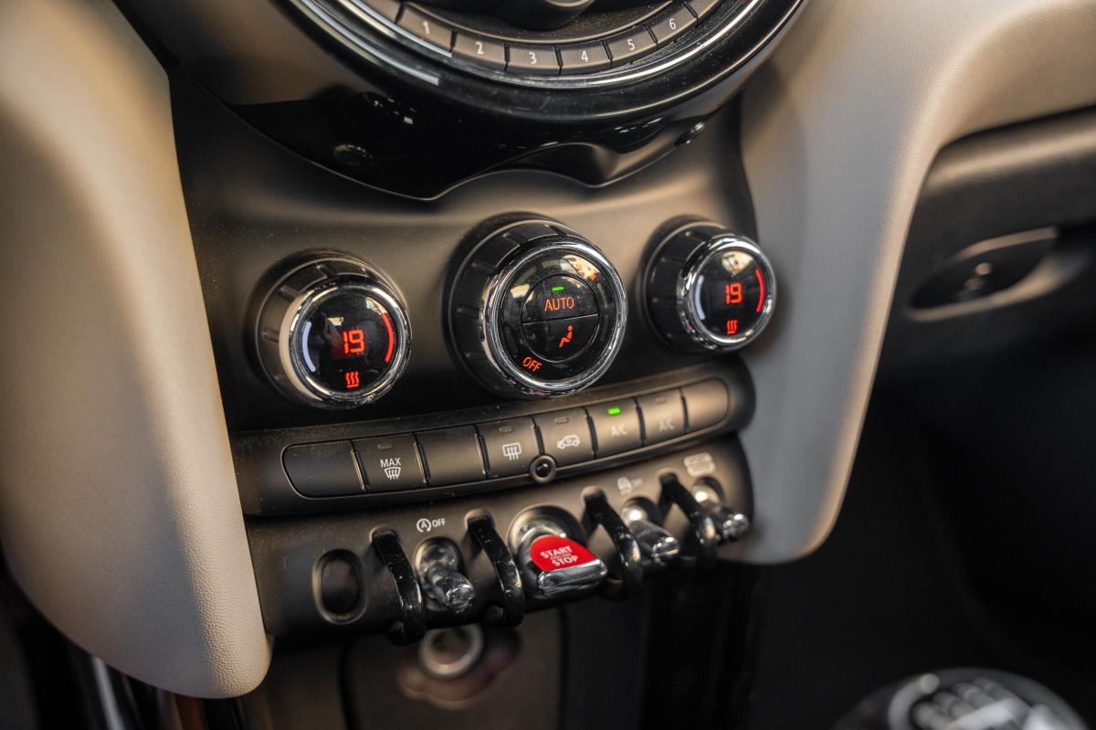 mini-cabrio-2018-gasolina-1499cc