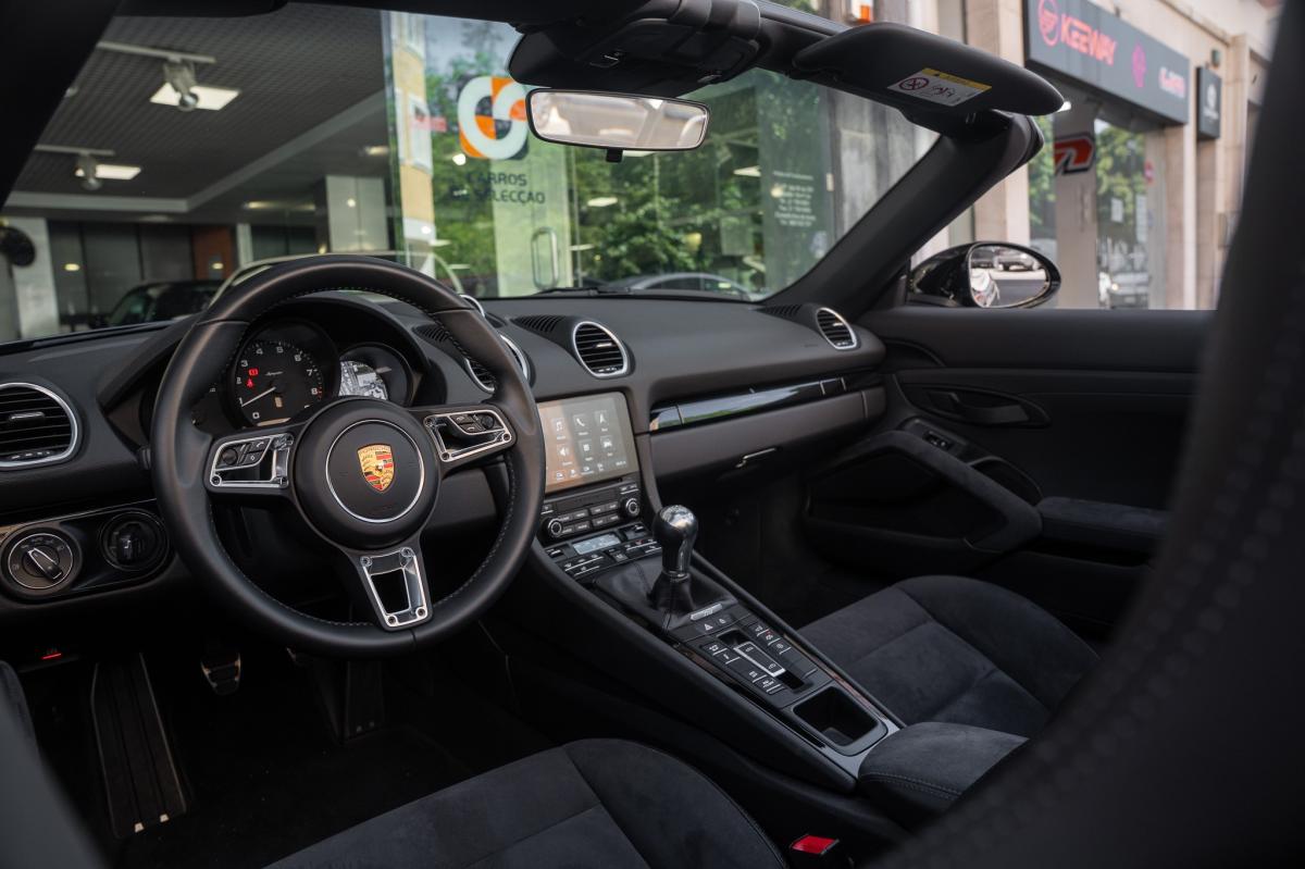 porsche-718-2020-gasolina-3995cc
