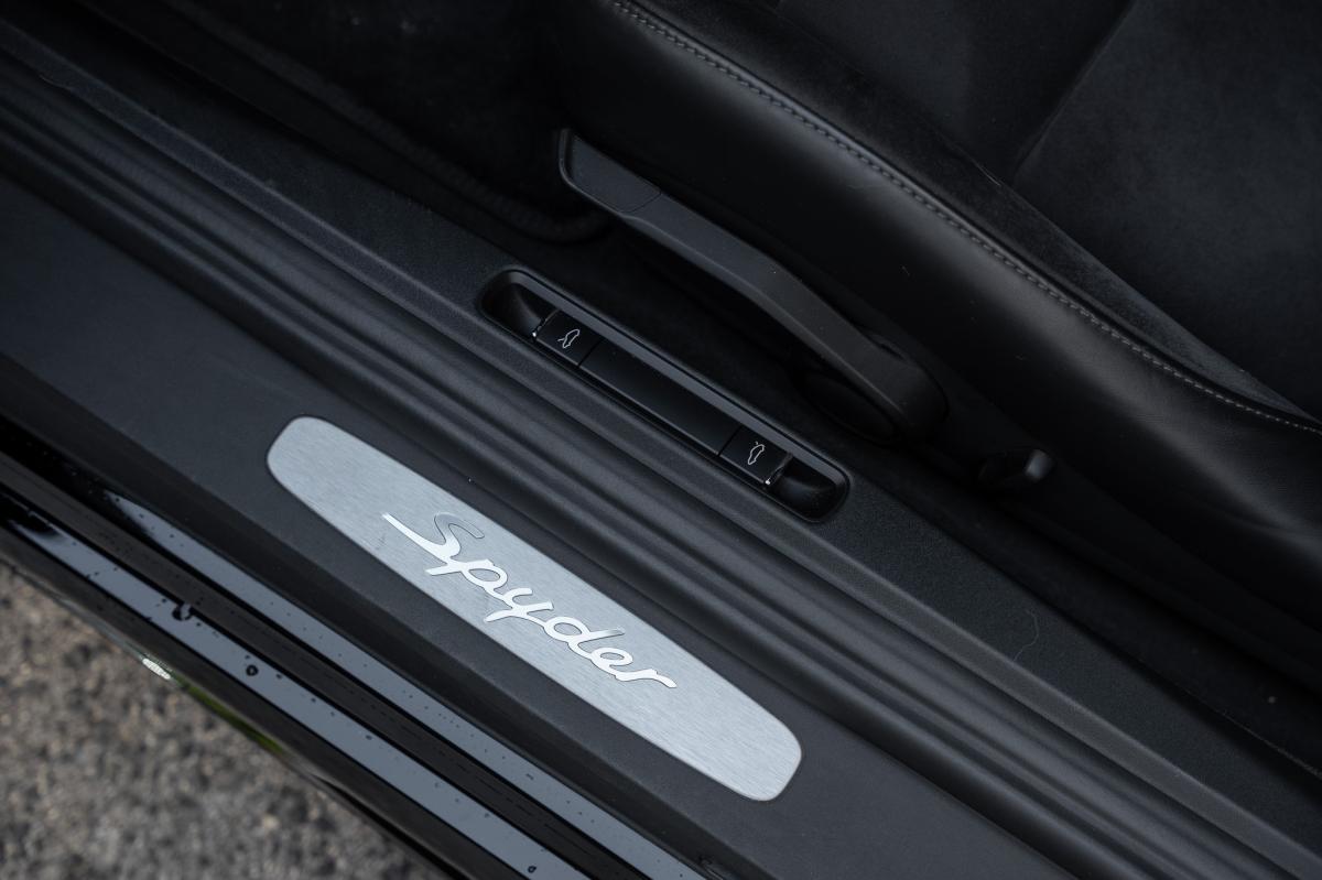 porsche-718-2020-gasolina-3995cc