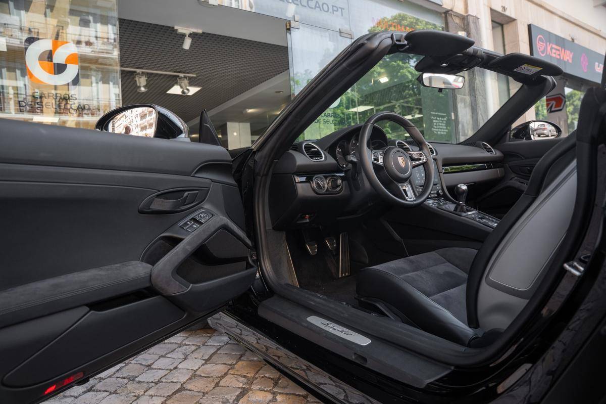 porsche-718-2020-gasolina-3995cc