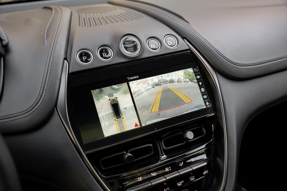 aston-martin-dbx-2021-gasolina-3982cc