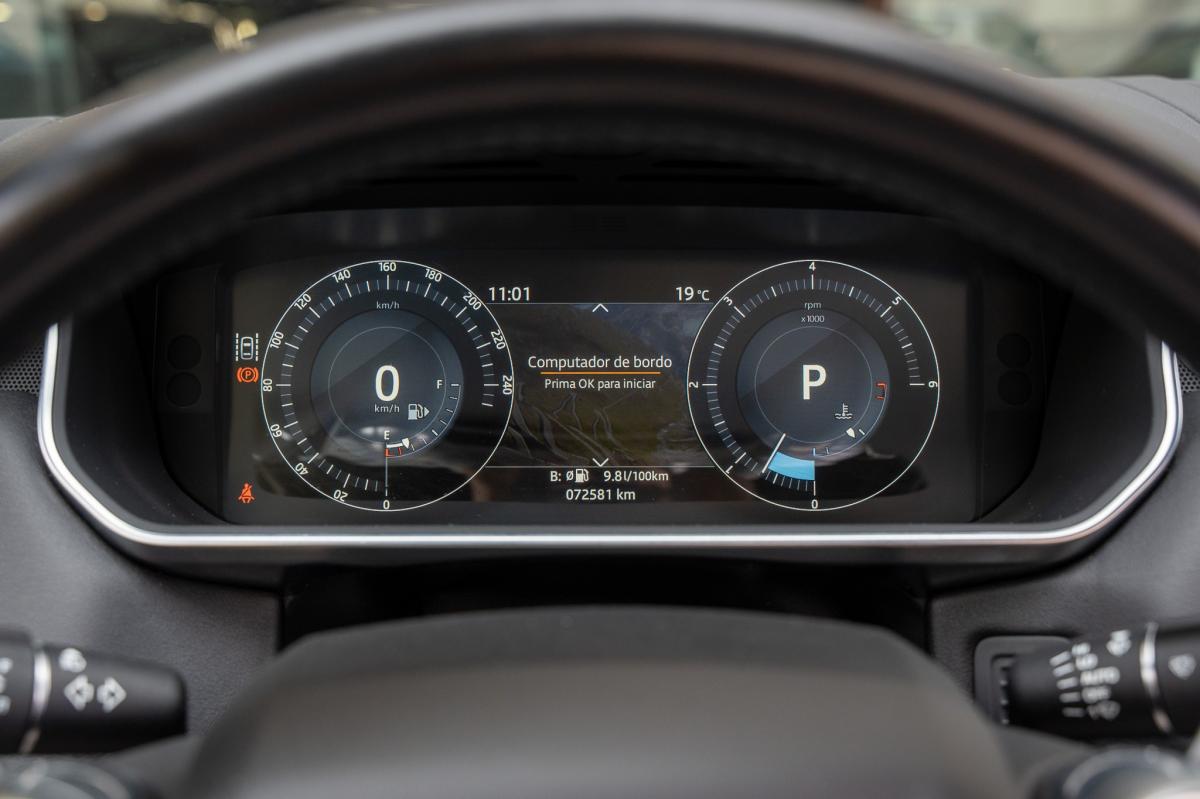 land-rover-range-rover-sport-2017-diesel-2993cc