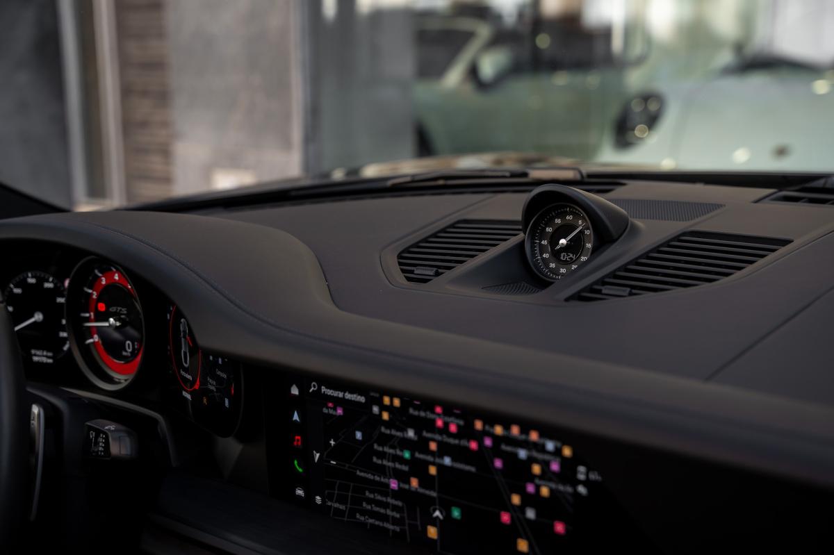 porsche-992-2023-gasolina-2981cc