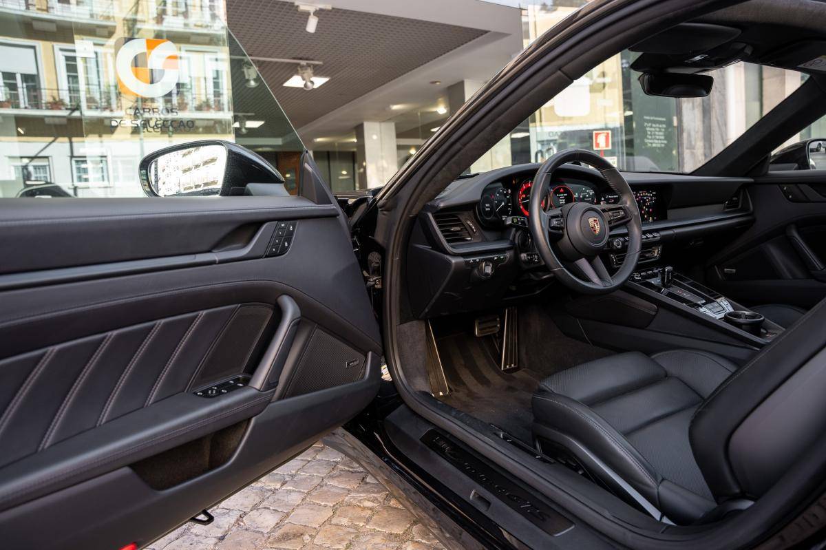 porsche-992-2023-gasolina-2981cc