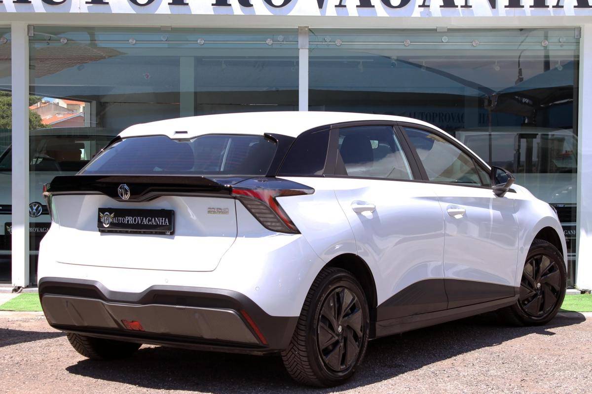 mg-mg4-2023-eletrico-500cc