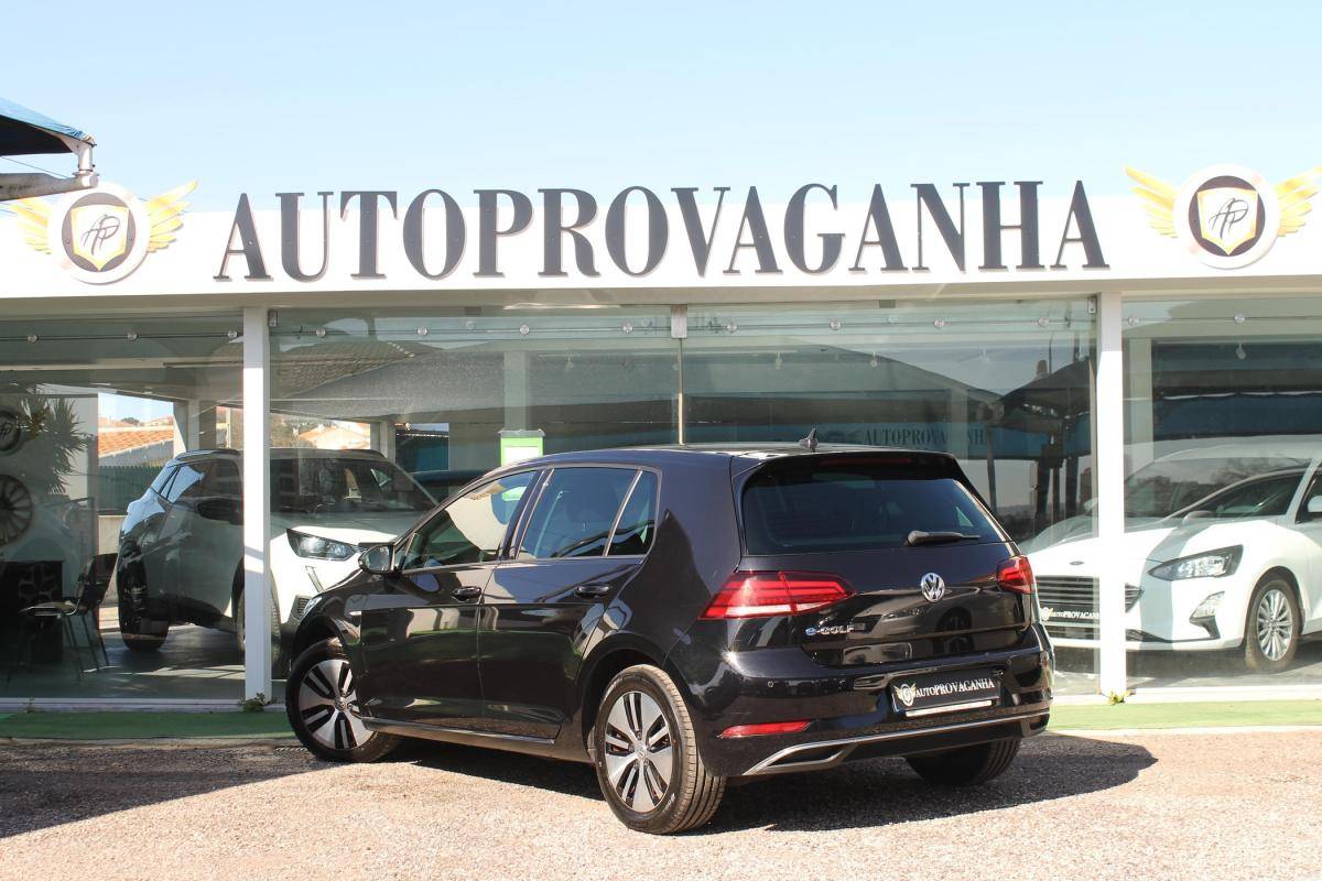 volkswagen-golf-2019-eletrico-500cc
