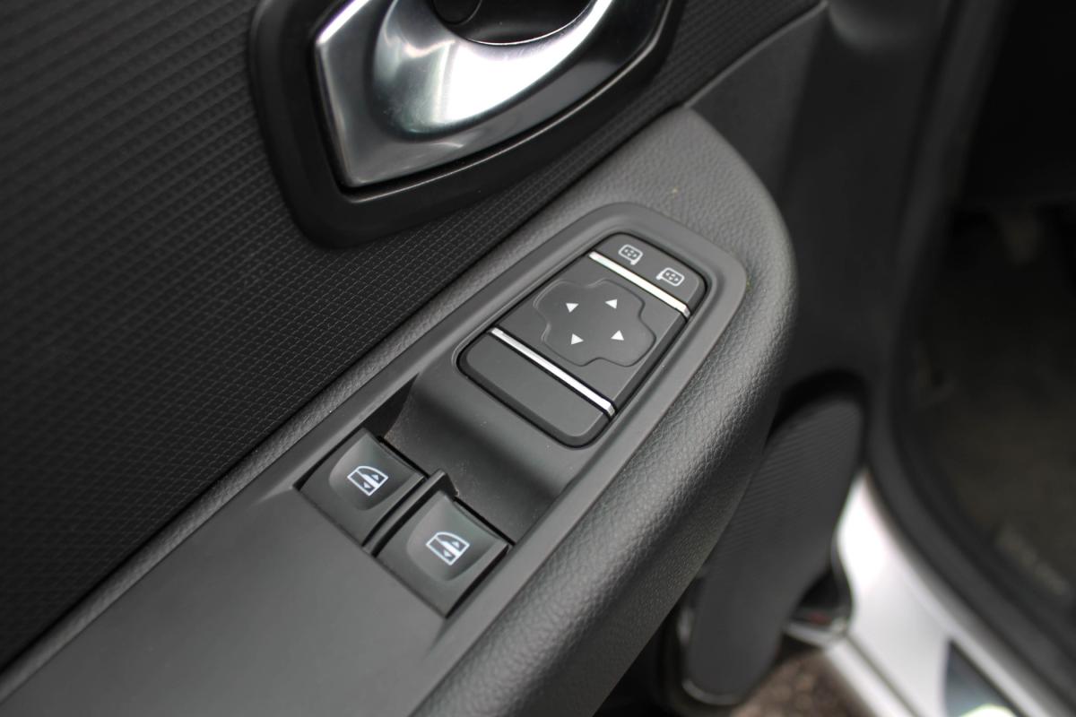 renault-clio-sport-tourer-2019-diesel-1461cc