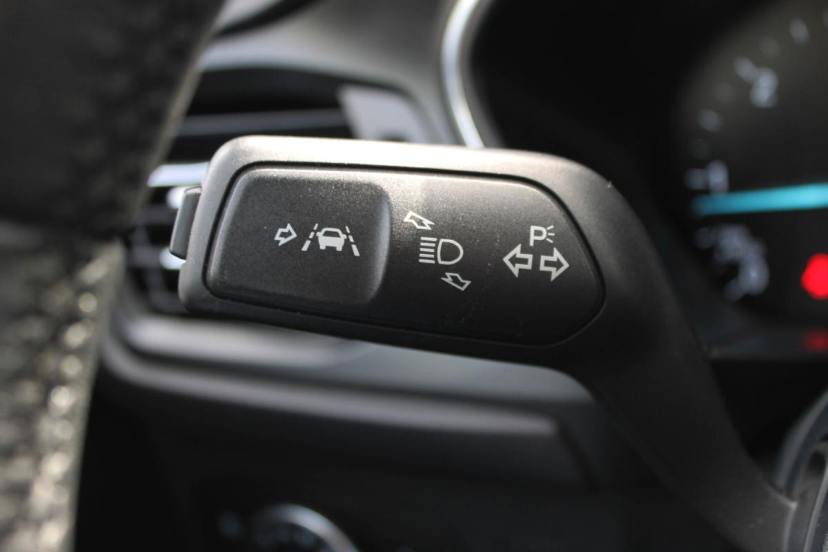 ford-focus-2021-diesel-1499cc