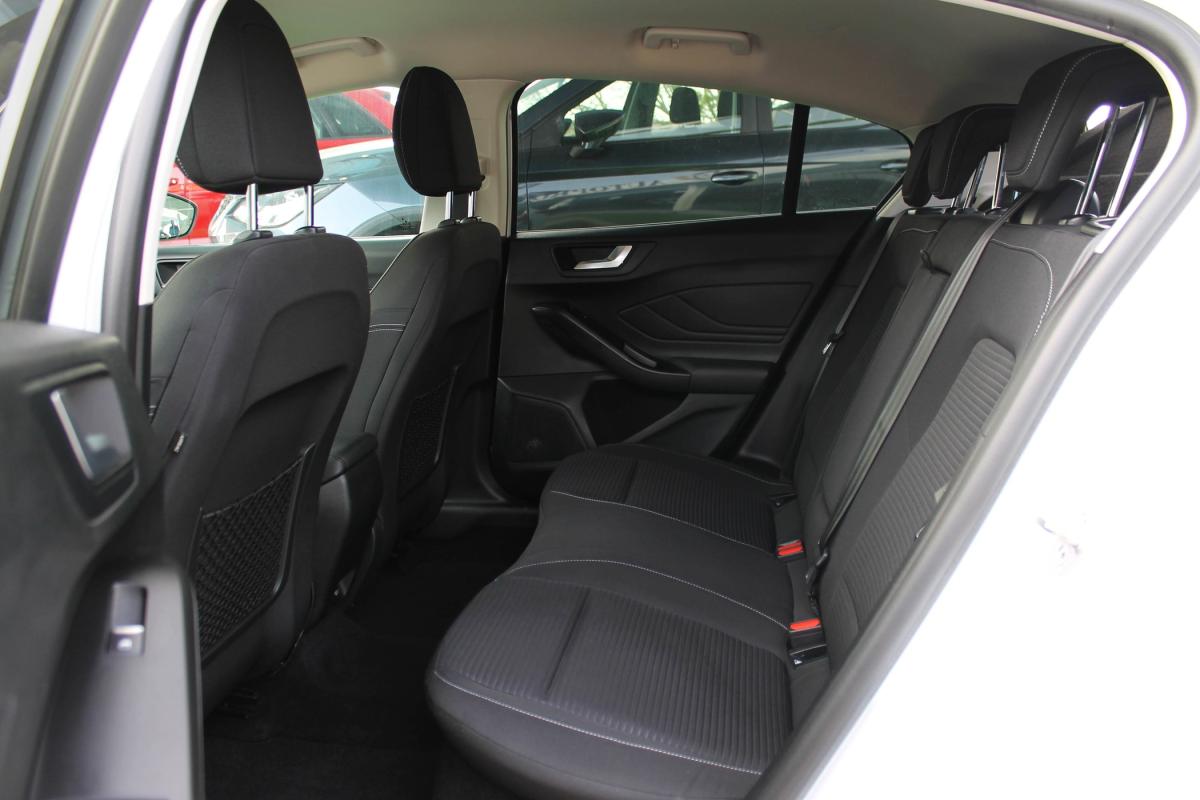 ford-focus-2021-diesel-1499cc