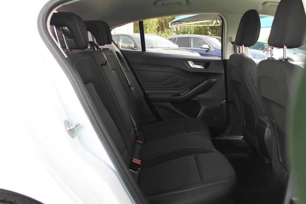 ford-focus-2021-diesel-1499cc
