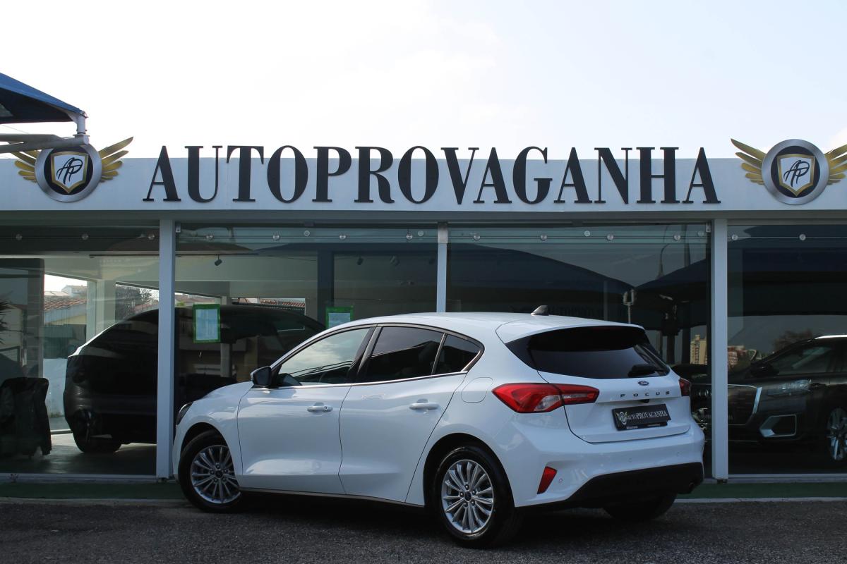 ford-focus-2021-diesel-1499cc