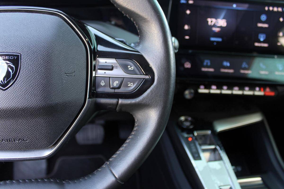 peugeot-308-2022-gasolina-1199cc