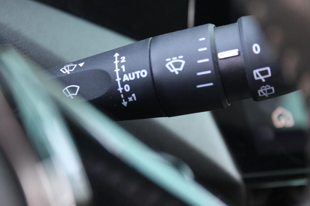 peugeot-308-2022-gasolina-1199cc