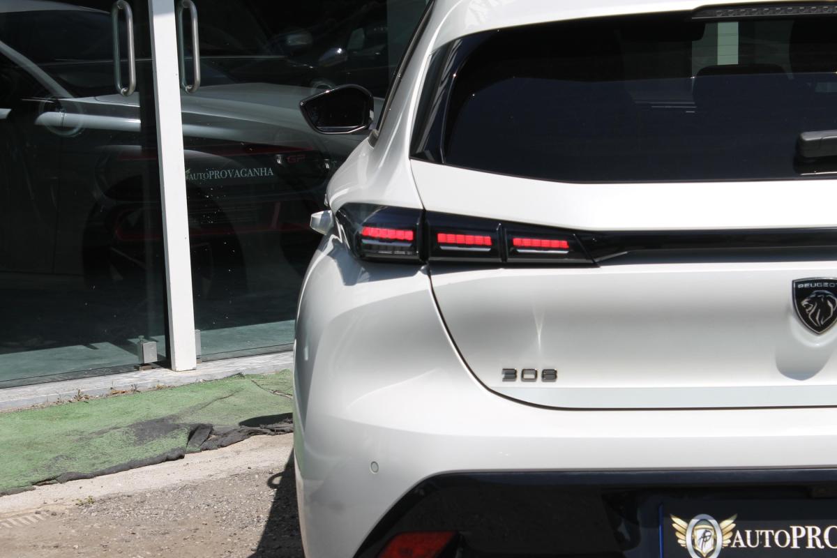 peugeot-308-2022-gasolina-1199cc