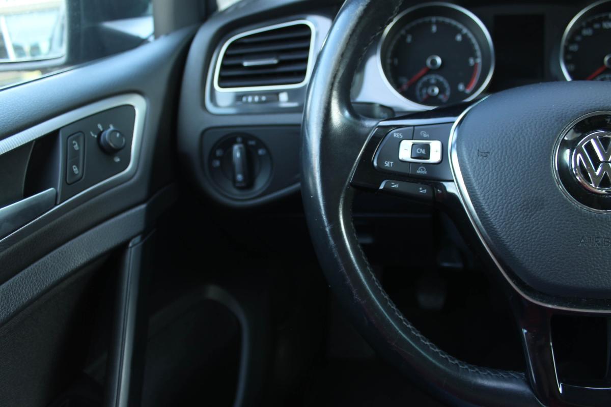 volkswagen-golf-2017-diesel-1600cc