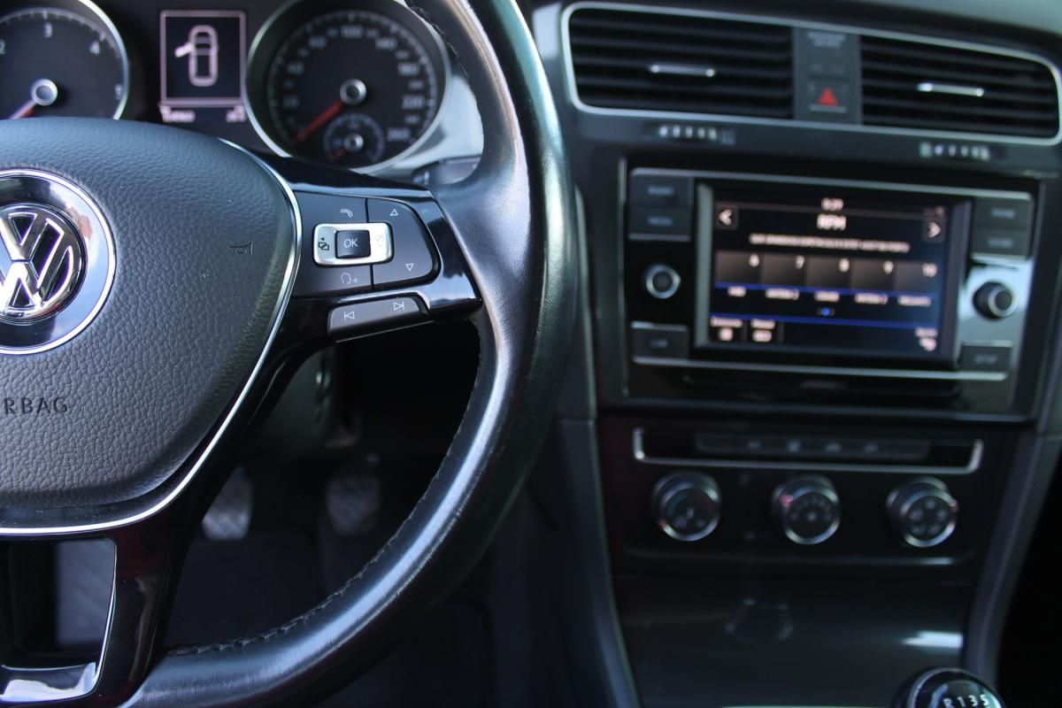 volkswagen-golf-2017-diesel-1600cc