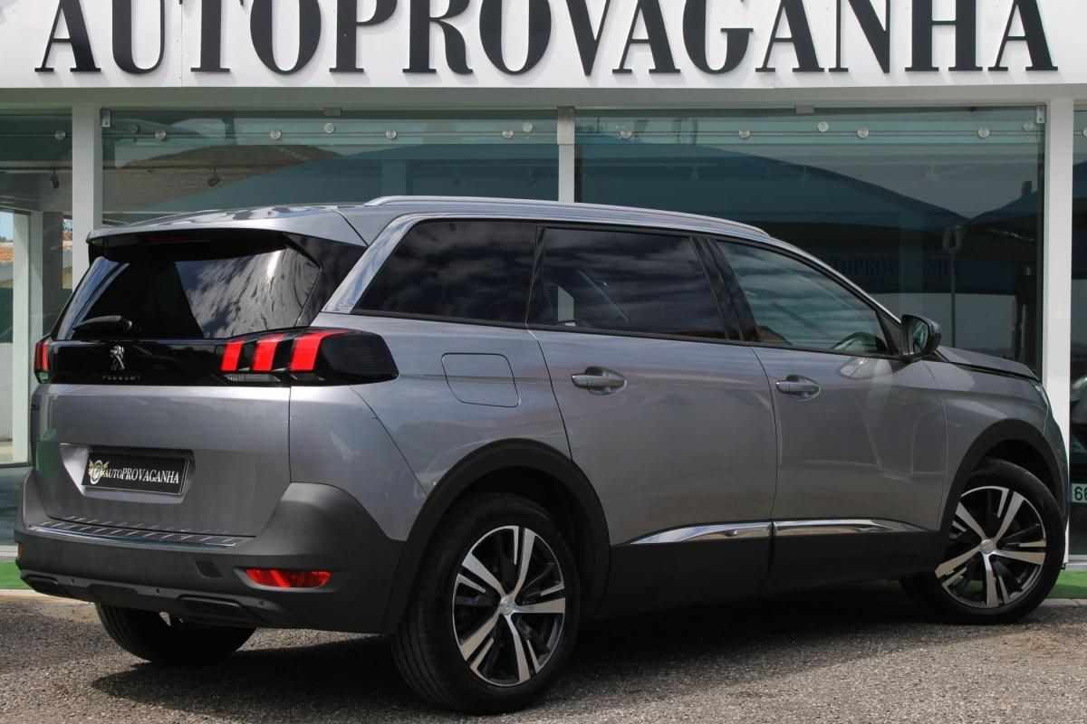peugeot-5008-2019-diesel-1499cc