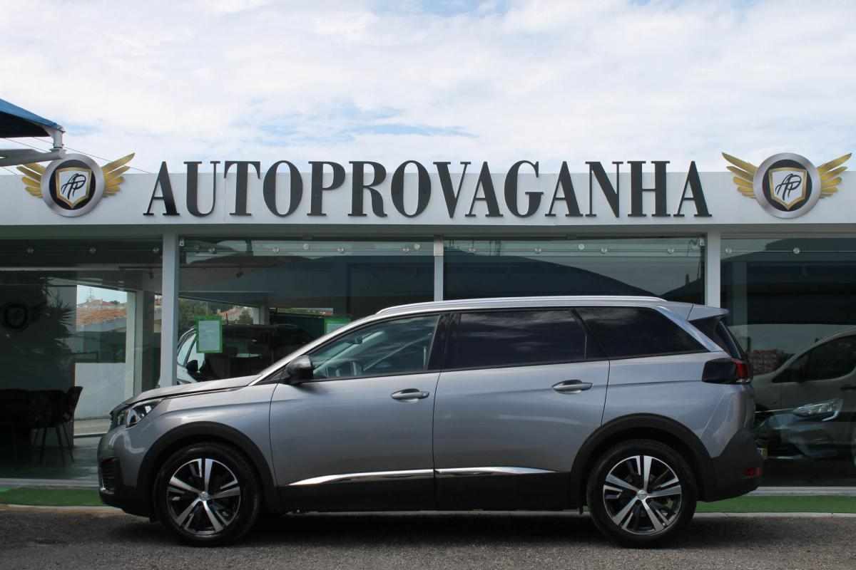 peugeot-5008-2019-diesel-1499cc