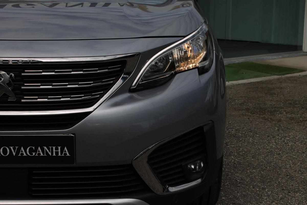 peugeot-5008-2019-diesel-1499cc