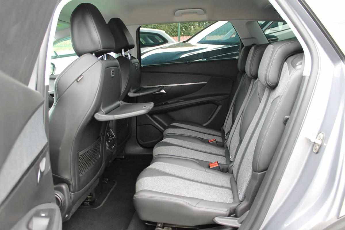 peugeot-5008-2019-diesel-1499cc