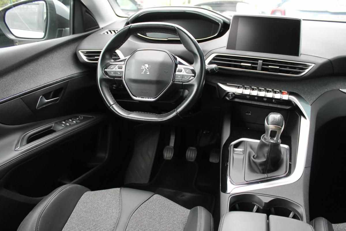 peugeot-5008-2019-diesel-1499cc