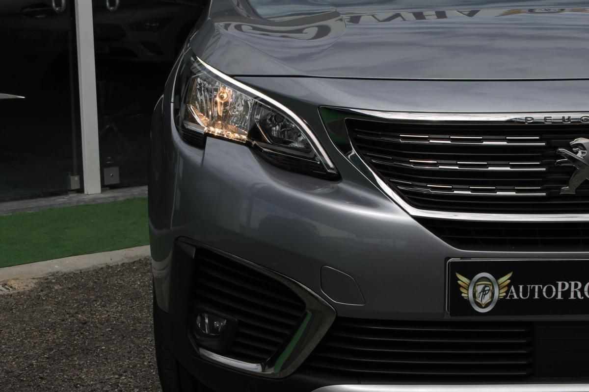 peugeot-5008-2019-diesel-1499cc