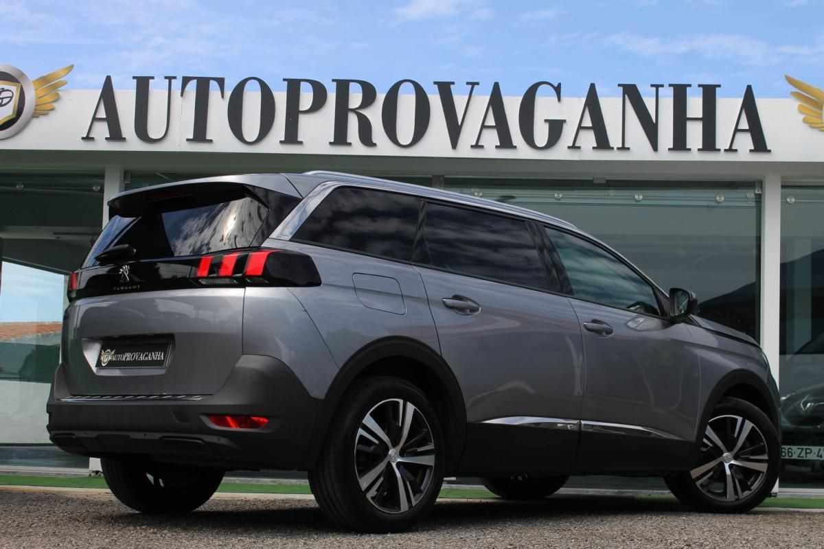 peugeot-5008-2019-diesel-1499cc