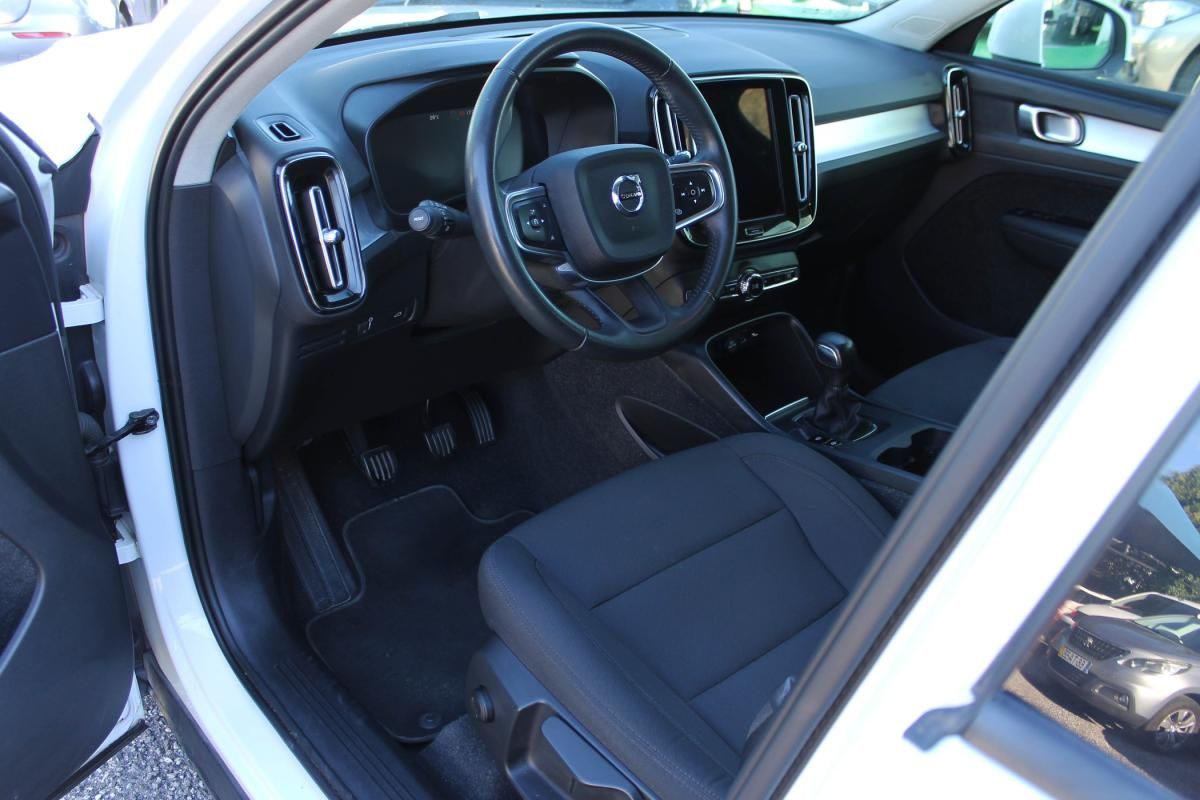 volvo-xc40-2021-gasolina-1477cc